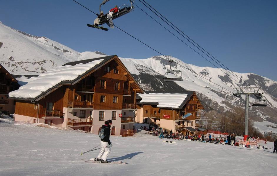 Ski verhuur Résidence Prestige l'Orée des Pistes - Saint Sorlin d'Arves - Buiten winter