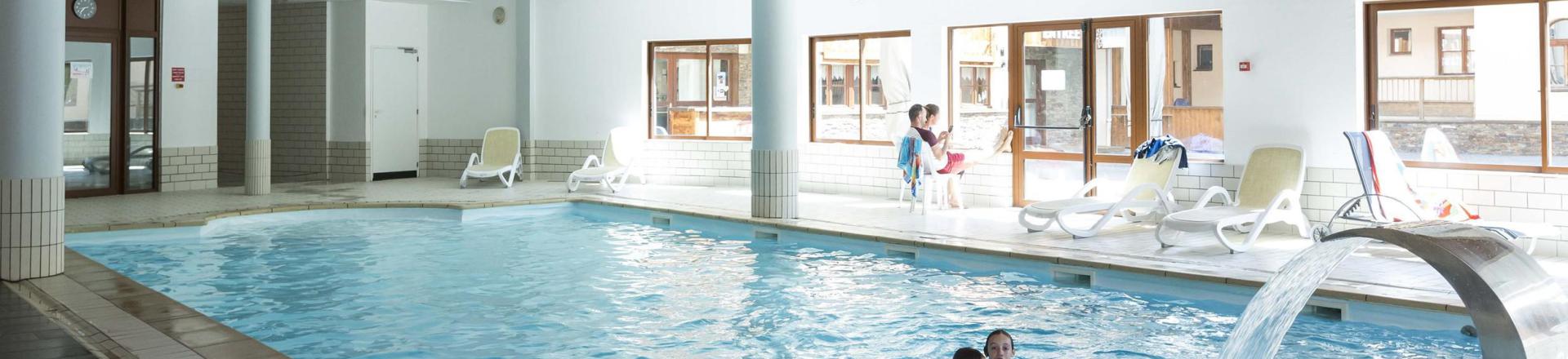 Rent in ski resort Résidence l'Orée des Pistes - Saint Sorlin d'Arves - Swimming pool