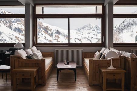 Rent in ski resort Hôtel-Restaurant Les Cèdres - Saint Sorlin d'Arves - Living room