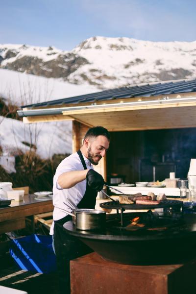 Rent in ski resort Hôtel-Restaurant Les Cèdres - Saint Sorlin d'Arves - Winter outside