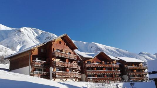 Бронирование апартаментов на лыжном куро Les Chalets de Saint Sorlin