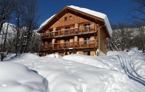Аренда на лыжном курорте Résidence les Chalets de la Porte des Saisons - Saint Sorlin d'Arves - зимой под открытым небом