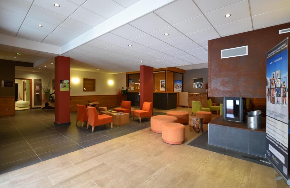 Location au ski Résidence Club MMV l'Étoile des Cîmes - Sainte Foy Tarentaise - Réception
