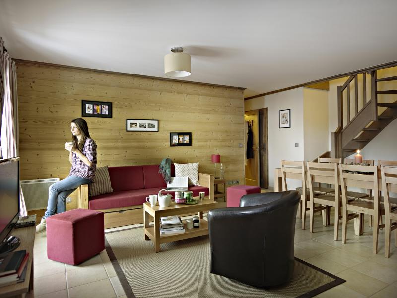 Rent in ski resort Résidence le Ruitor - Sainte Foy Tarentaise - Living room