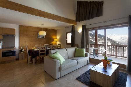 Rent in ski resort Résidence Club MMV l'Étoile des Cîmes - Sainte Foy Tarentaise - Living room