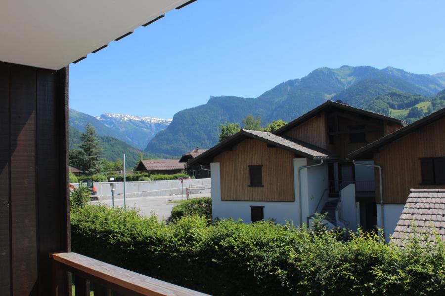 Rent in ski resort Les Résidences Samoëns - Samoëns - Balcony
