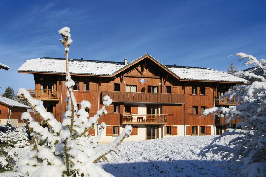 Location au ski Résidence les Fermes de Samoëns - Samoëns - Extérieur hiver