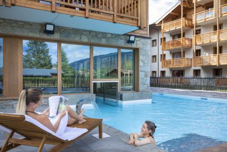Rent in ski resort Résidence Club MMV Samoëns Village - Samoëns - Swimming pool