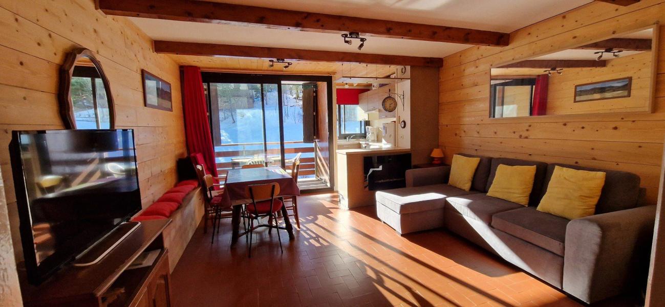 Rent in ski resort 2 room apartment sleeping corner 6 people (455) - Résidence la Cbu - Sauze - Super Sauze - Living room