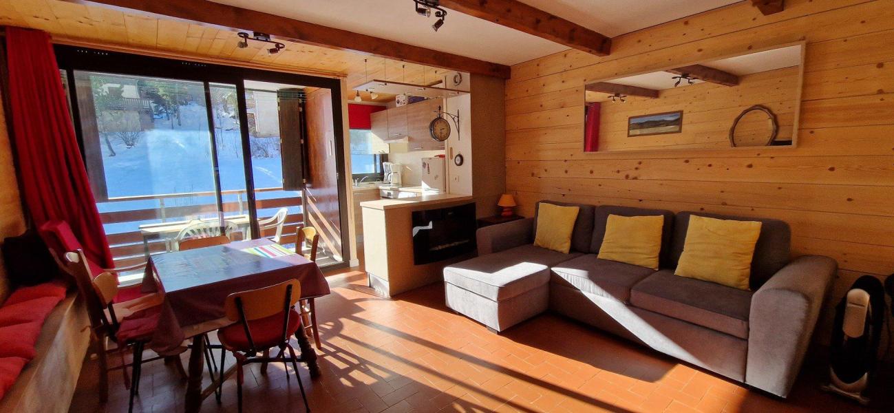 Rent in ski resort 2 room apartment sleeping corner 6 people (455) - Résidence la Cbu - Sauze - Super Sauze - Living room