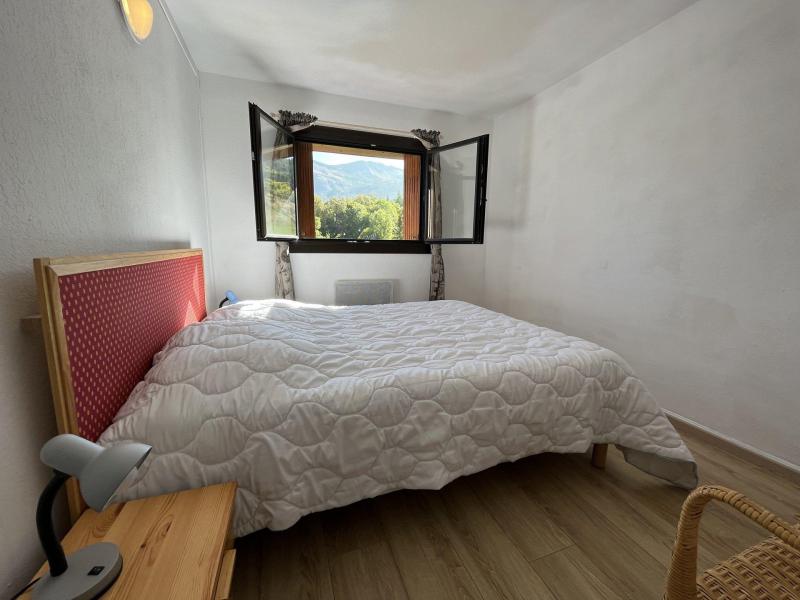 Skiverleih 2-Zimmer-Appartment für 6 Personen (453) - Résidence la Cbu - Sauze - Super Sauze - Schlafzimmer