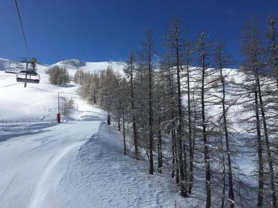 Ski verhuur Logement 1 pièces 4 personnes (LRS-A602) - Résidence le Roi Soleil - Sauze - Super Sauze - Buiten winter