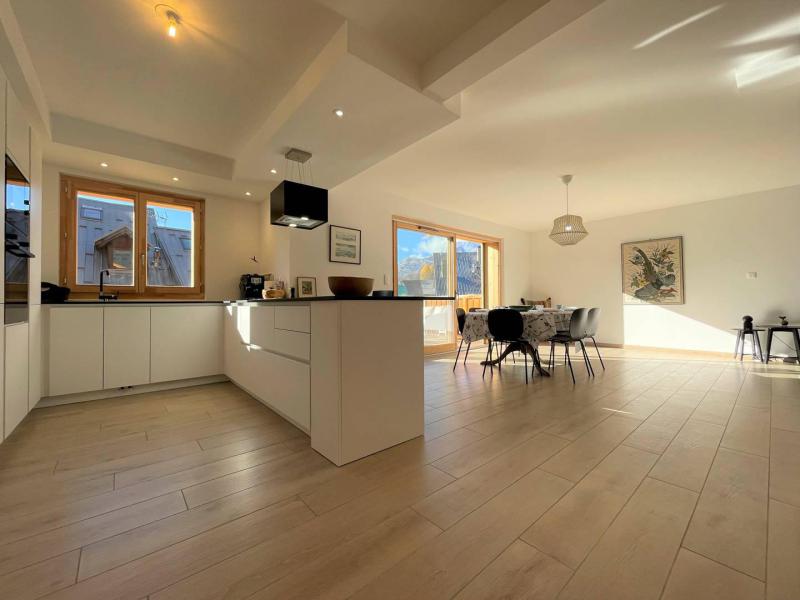 Rent in ski resort 4 room duplex chalet 8 people - CHALETS ROMARI - Serre Chevalier - Living room