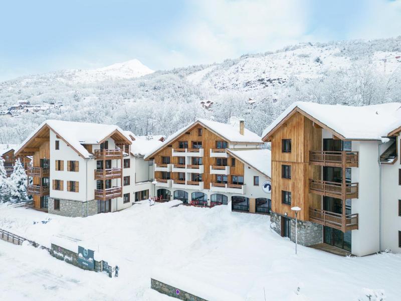 Urlaub in den Bergen Daddy Pool Terresens Le Cristal Lodge - Serre Chevalier - Draußen im Winter