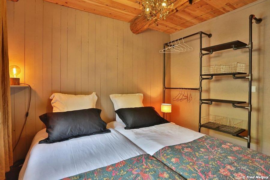 Rent in ski resort 3 room apartment 4 people (400-0153) - La Guisane - Serre Chevalier - Bedroom