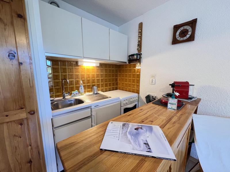 Rent in ski resort 2 room apartment sleeping corner 4 people (411) - La Résidence Bez - Serre Chevalier - Kitchen