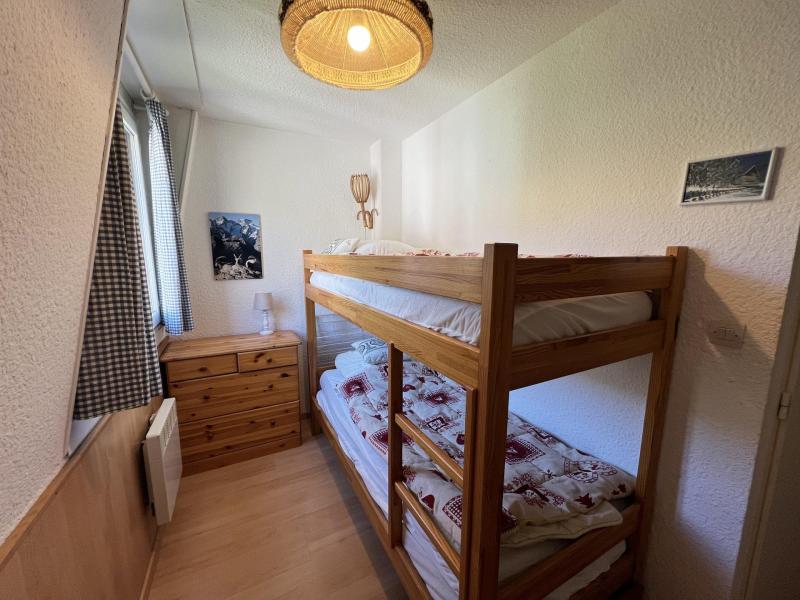 Rent in ski resort 2 room apartment sleeping corner 4 people (411) - La Résidence Bez - Serre Chevalier - Sleeping area