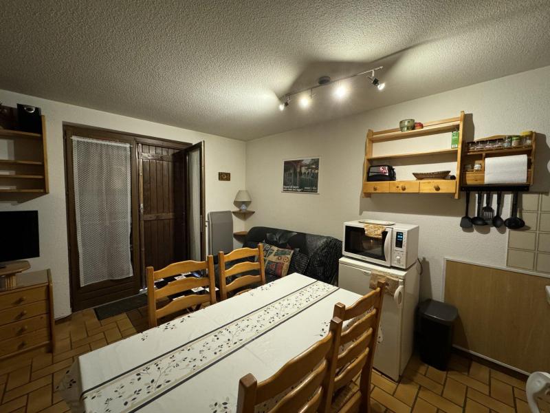 Ski verhuur Studio cabine 4 personen (102) - La Résidence les Crêtes - Serre Chevalier - Woonkamer