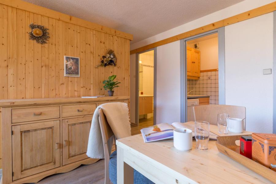 Skiverleih 2-Zimmer-Holzhütte für 6 Personen (434) - La Résidence les Mélèzes - Serre Chevalier - Wohnzimmer