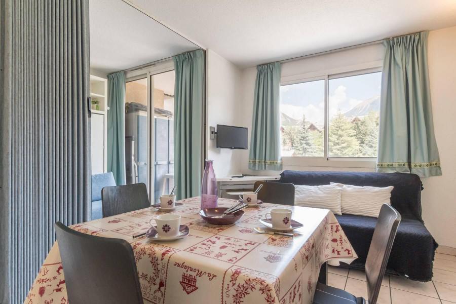 Ski verhuur Appartement 2 kamers bergnis 4 personen (308) - Le Relais de la Guisane II - Serre Chevalier - Woonkamer