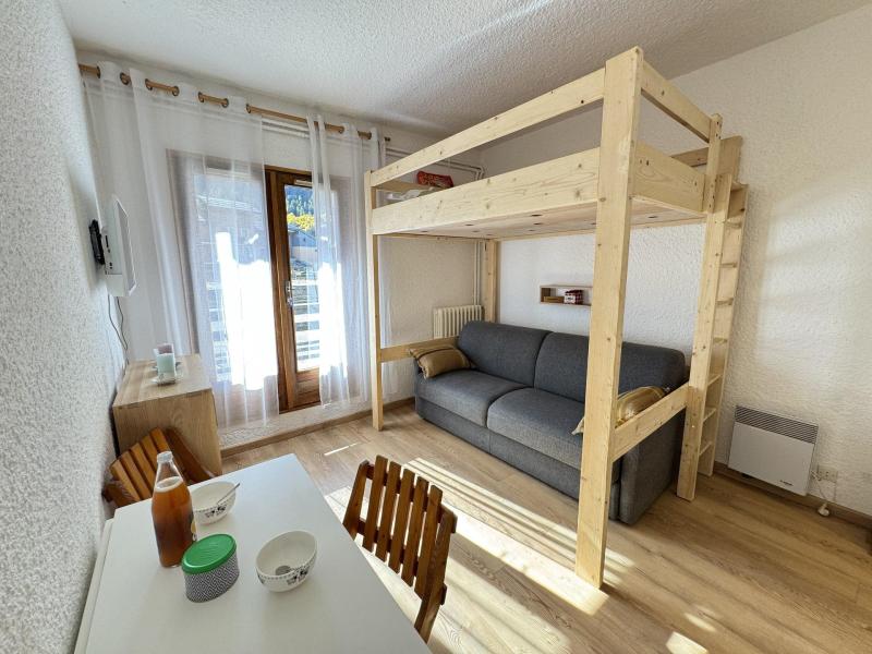 Ski verhuur Studio 2 personen (10) - LE SPORTING - Serre Chevalier - Woonkamer