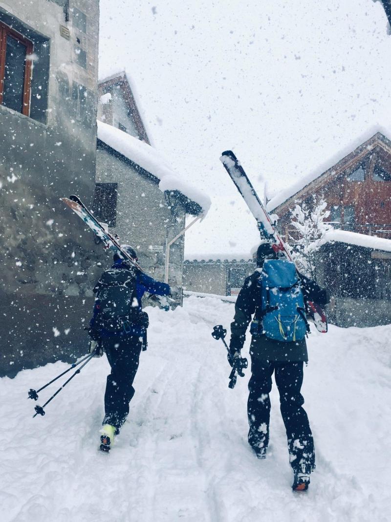 Vacances en montagne Maison de Pays Bertille - Serre Chevalier - Extérieur hiver