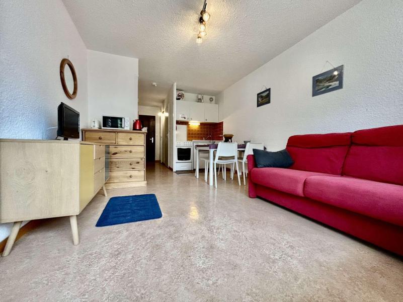 Rent in ski resort Studio sleeping corner 4 people (LEN319) - Résidence Aigle Noir - Serre Chevalier - Living room