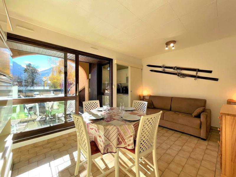 Rent in ski resort Studio cabin 4 people (103) - Résidence Central Parc 1a - Serre Chevalier - Living room