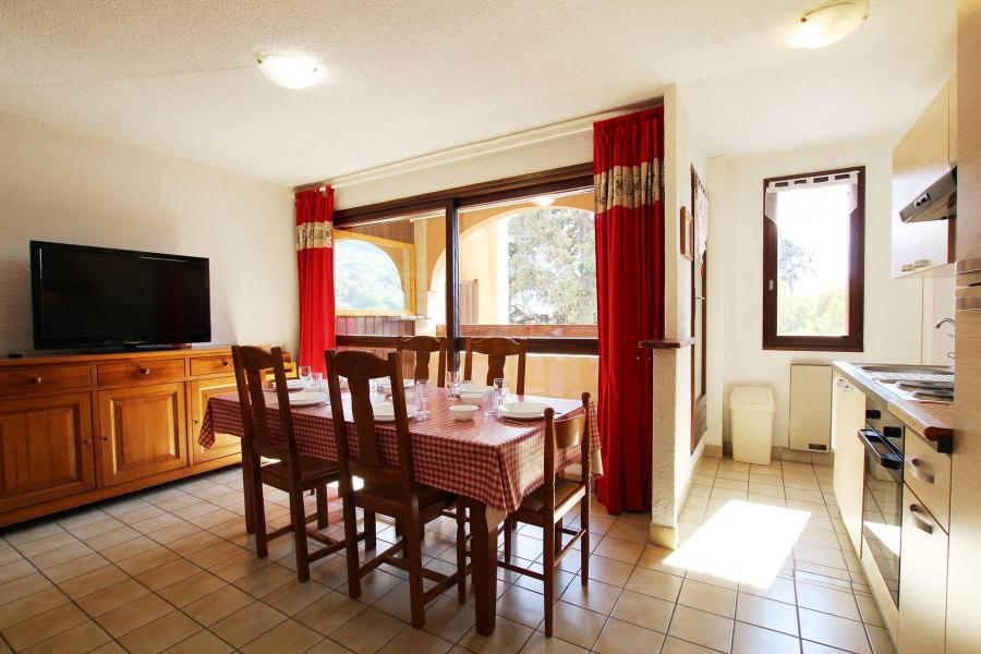 Ski verhuur Appartement 2 kamers bergnis 6 personen (202) - Résidence Central Parc 2 - Serre Chevalier - Woonkamer