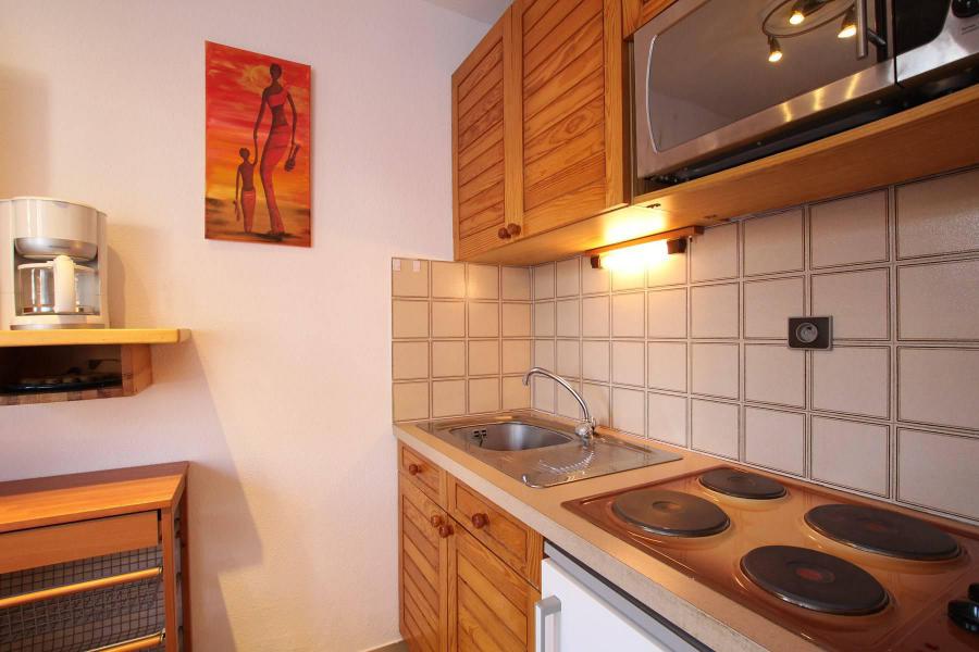 Skiverleih Studio Schlafnische 3 Personen (102) - Résidence Central Parc 3 - Serre Chevalier - Kochnische