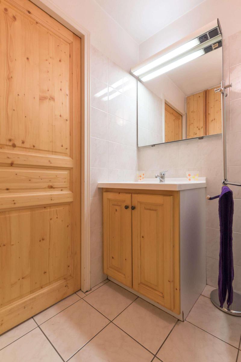 Alquiler al esquí Apartamento 2 piezas para 4 personas (21) - Résidence Central Parc Neige B - Serre Chevalier - Cuarto de ducha