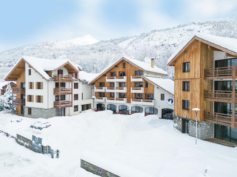 Vacances en montagne Résidence Cristal Lodge - Serre Chevalier - Extérieur hiver