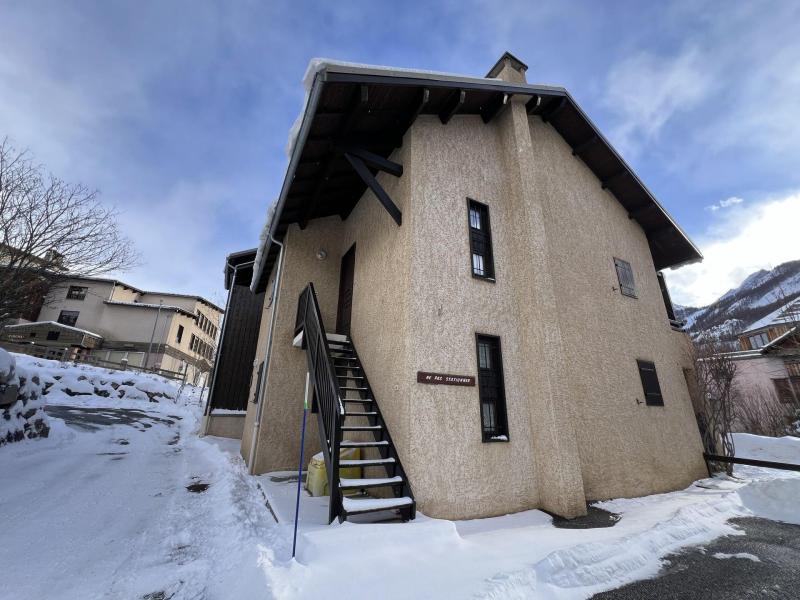 Vacances en montagne Résidence Gardiole I - Serre Chevalier - Extérieur hiver