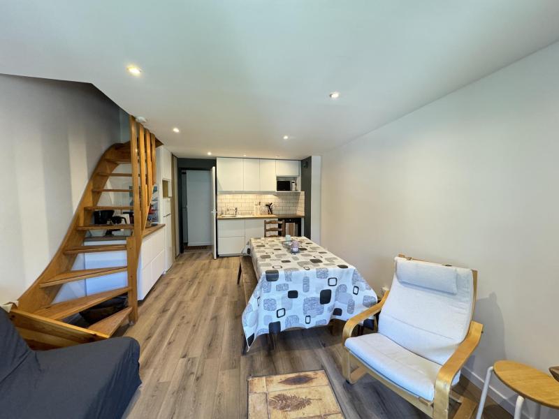 Ski verhuur Appartement duplex 4 kamers 7 personen (222) - Résidence Gardiole II - Serre Chevalier - Woonkamer