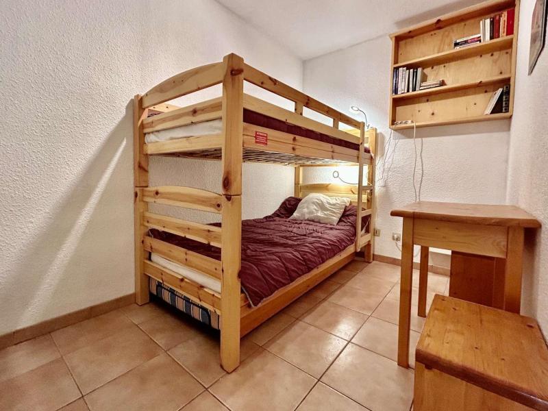 Skiverleih 2-Zimmer-Berghütte für 4 Personen (A108) - Résidence Grand Serre Che - Serre Chevalier - Schlafzimmer