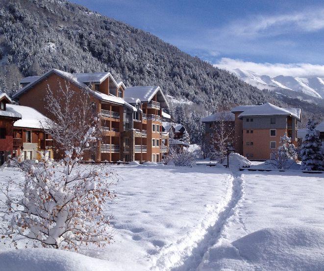 Location au ski Résidence Grand Serre Che B - Serre Chevalier - Extérieur hiver
