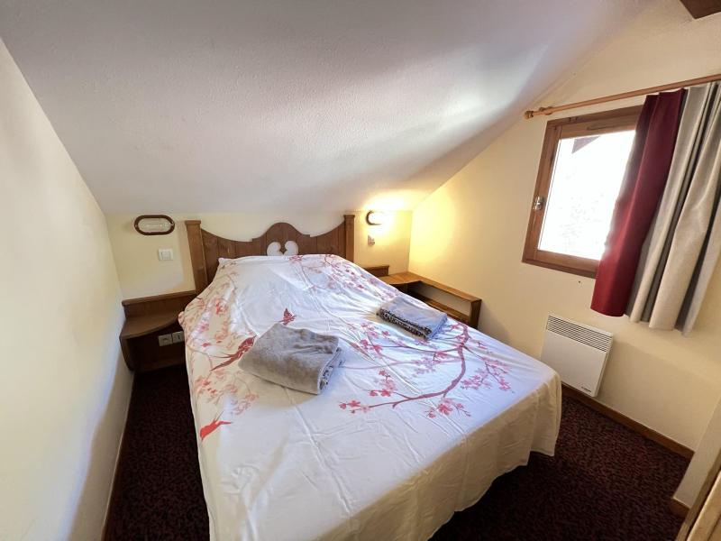 Rent in ski resort 3 room apartment 7 people (222) - Résidence l'Alpaga - Serre Chevalier - Bedroom