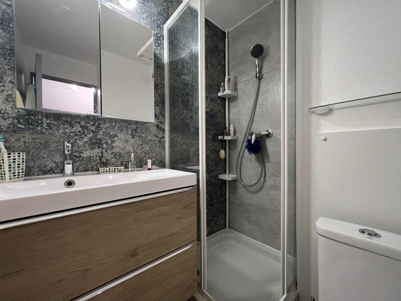 Soggiorno sugli sci Appartamento 3 stanze con cabina per 5 persone (214) - Résidence l'Alpaga - Serre Chevalier - Bagno con doccia