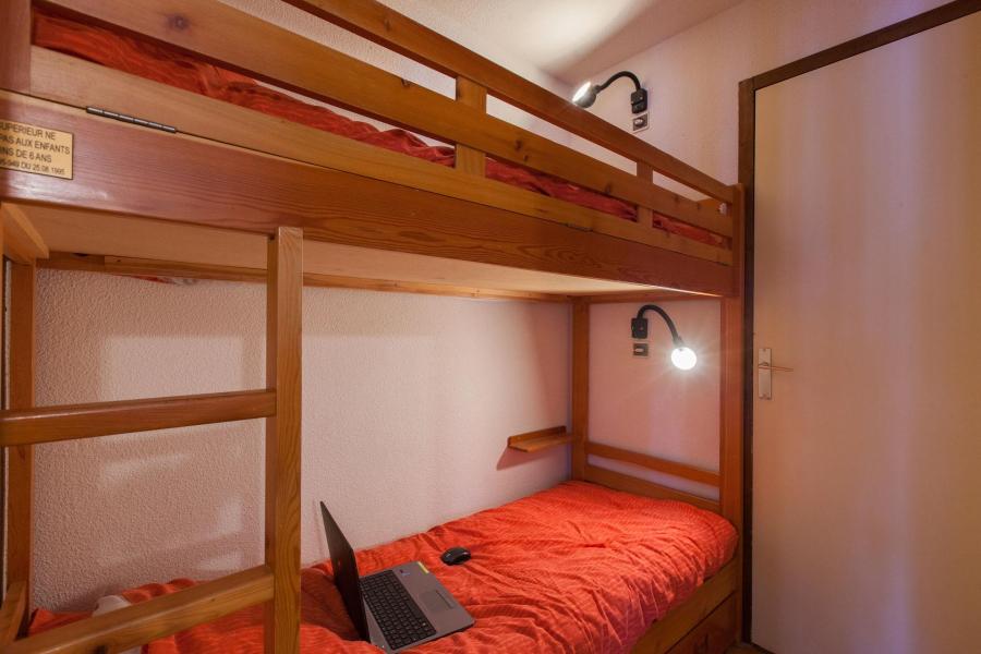 Rent in ski resort 2 room apartment 4 people (408) - Résidence la Gardiole IV - Serre Chevalier - Bedroom