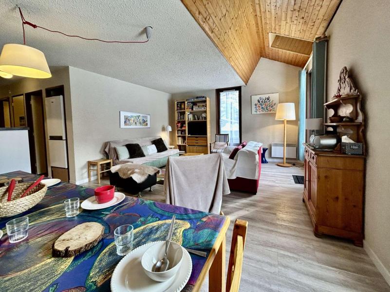 Rent in ski resort 4 room apartment 7 people (01) - Résidence le Bourg - Serre Chevalier - Living room