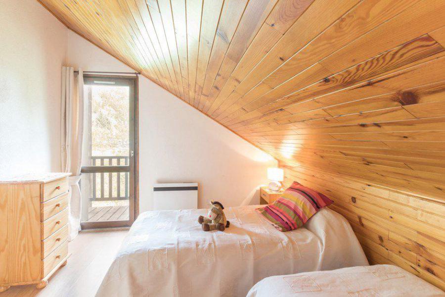 Skiverleih 3 Zimmer Maisonettewohnung für 6 Personen (006) - Résidence le Clos de l'Etoile - Serre Chevalier - Schlafzimmer