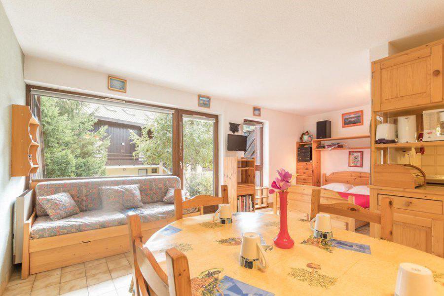 Ski verhuur Studio bergnis 4 personen (B012) - Résidence le Clos des Cavales 2 - Serre Chevalier - Woonkamer