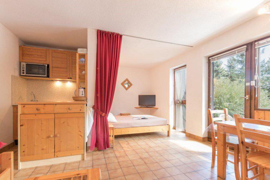 Ski verhuur Studio bergnis 5 personen (B013) - Résidence le Clos des Cavales 2 - Serre Chevalier - Woonkamer