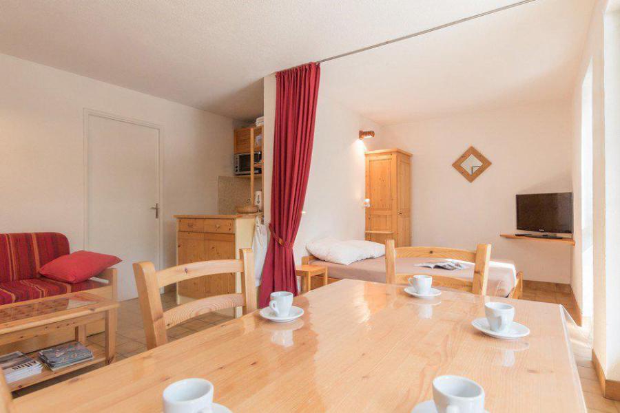 Ski verhuur Studio bergnis 5 personen (B013) - Résidence le Clos des Cavales 2 - Serre Chevalier - Woonkamer