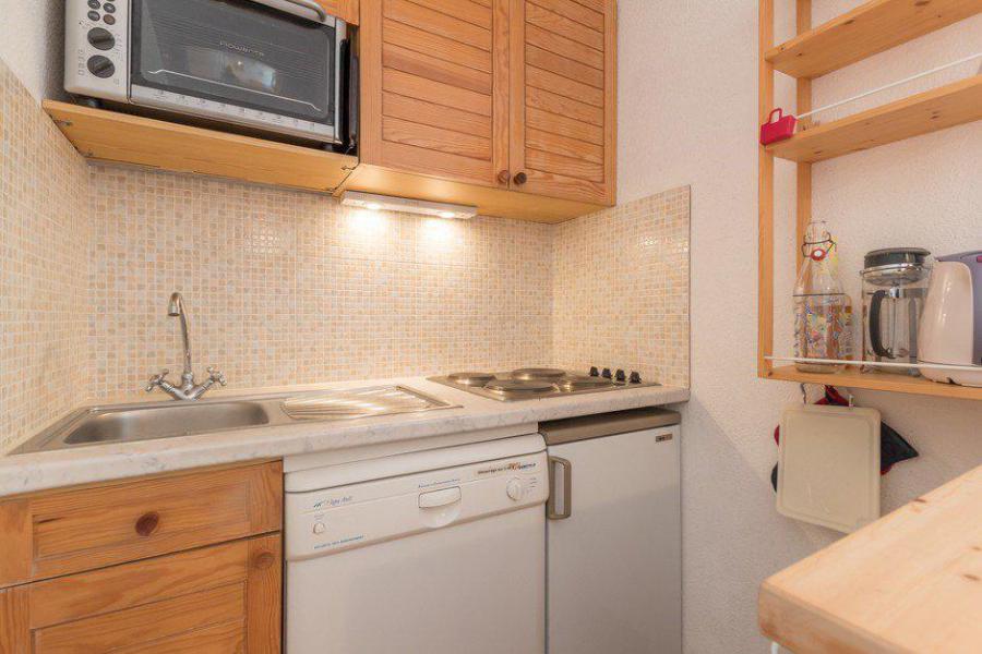 Location au ski Studio coin montagne 5 personnes (B013) - Résidence le Clos des Cavales 2 - Serre Chevalier - Kitchenette