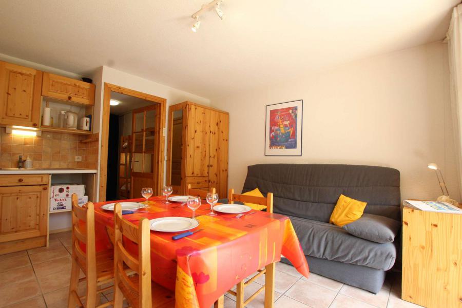 Ski verhuur Studio bergnis 4 personen (A012) - Résidence le Clos - Serre Chevalier - Woonkamer