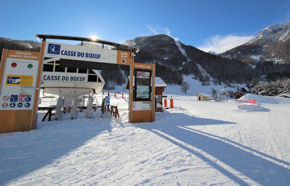 Аренда на лыжном курорте Квартира студия со спальней для 4 чел. (014) - Résidence le Galibier - Serre Chevalier - зимой под открытым небом