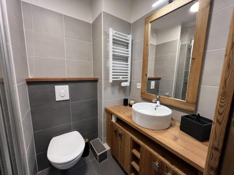 Wynajem na narty Apartament 3 pokojowy 4 osób (R01) - Résidence Le Jardin des Eduits - Serre Chevalier - WC