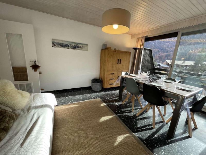 Rent in ski resort 3 room apartment 6 people (0210) - Résidence le Pic Blanc - Serre Chevalier - Living room