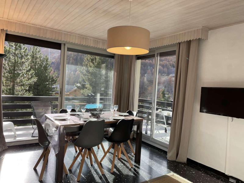 Ski verhuur Appartement 3 kamers 6 personen (0210) - Résidence le Pic Blanc - Serre Chevalier - Woonkamer